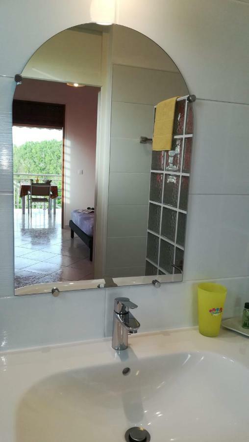 Apartamento Côté Caraïbes Bouillante Exterior foto